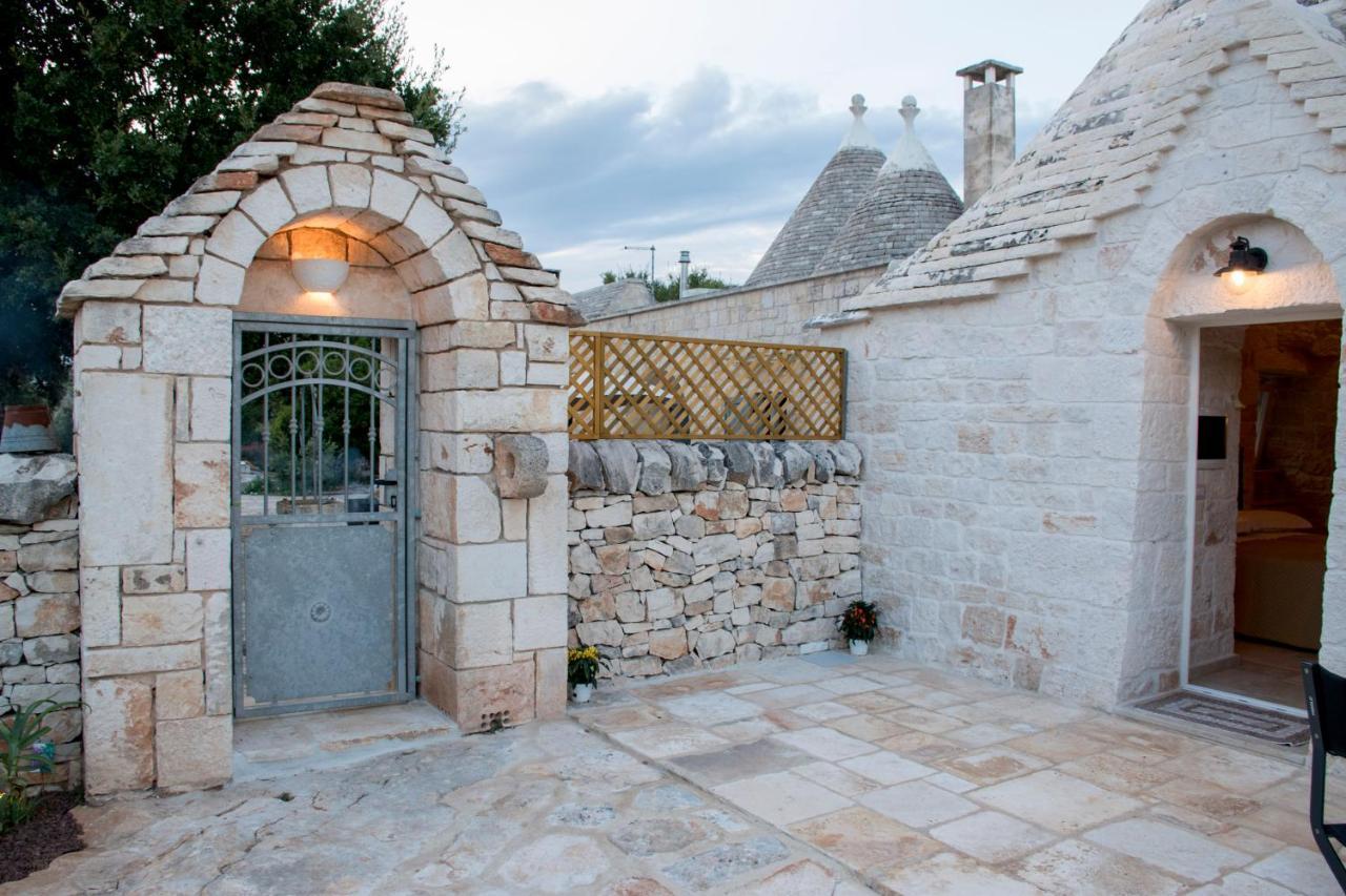 Trullo Cinquenoci Suite Локоротондо Экстерьер фото