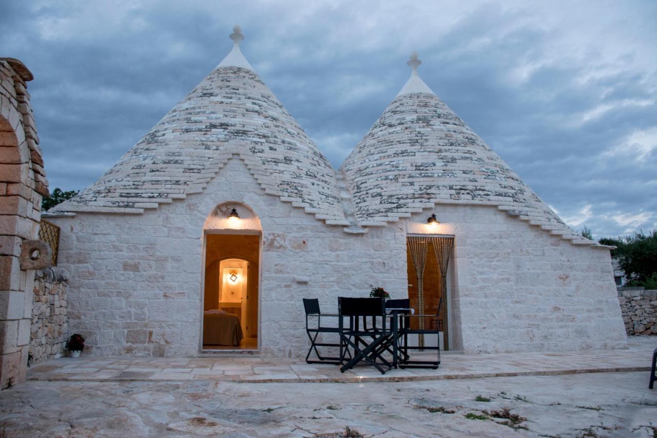 Trullo Cinquenoci Suite Локоротондо Экстерьер фото